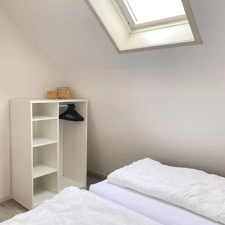 Apartment Dorpsweg 18 Nummer 3 *